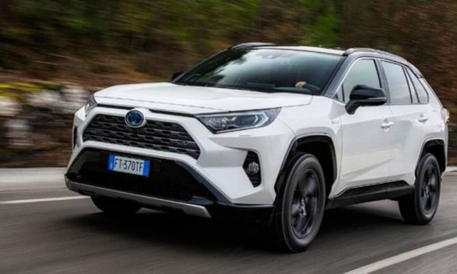 Νέο Toyota RAV4: Η δυναμική επιστροφή
