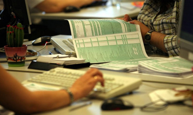 Νωρίτερα από ποτέ φέτος οι φορολογικές δηλώσεις 