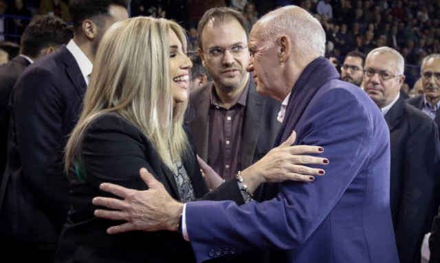 Κρίσιμη συνάντηση Γεννηματά - Παπανδρέου - Τι θα συζητήσουν 