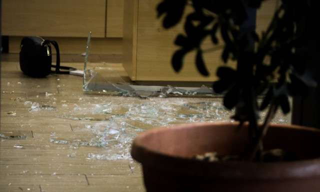 Τρόμος στη Λεωφόρο Μεσογείων: Με ούζι εισέβαλαν οι ληστές στο κοσμηματοπωλείο - Χτύπησαν γυναίκα