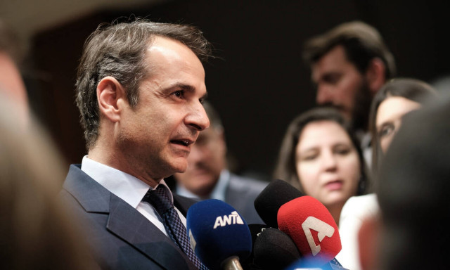 Μητσοτάκης: Ο Τσίπρας κάνει συναλλαγές κάτω από το τραπέζι για να κρατηθεί στην εξουσία