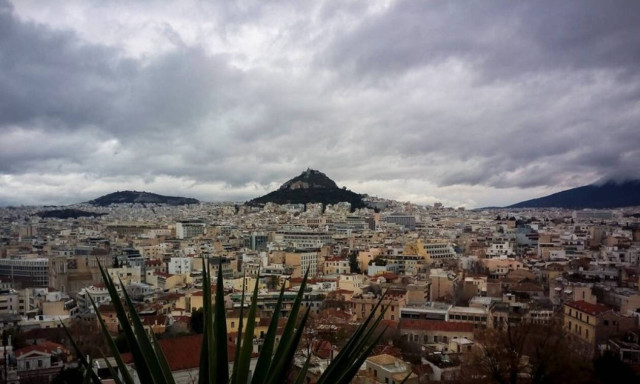 Clouds and some showers forecast for Sunday