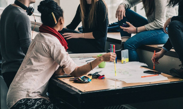 Έχετε παιδί που σπουδάζει; Δείτε πώς δηλώνεται στην Εφορία η φοιτητική κατοικία