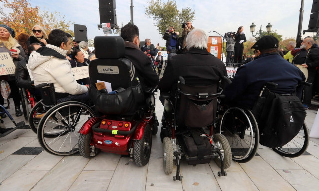 Από σήμερα (6/2) η διανομή δελτίων μετακίνησης ΑμεΑ για το 2019