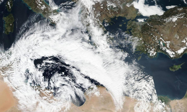 Καιρός LIVE: Δείτε που σημειώνονται αυτή τη στιγμή τα ακραία καιρικά φαινόμενα