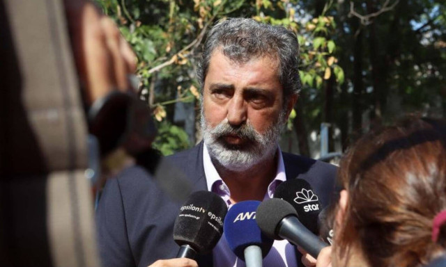 Δήλωση - βομβα: Όλες τόνε θέλετε, λούγκρες, τον ψηλό τον Κρητίκαρο! - Ποιος το είπε; 