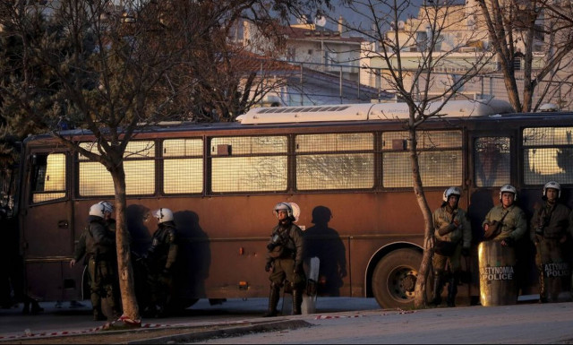 ΠΑΟΚ – Ολυμπιακός LIVE: Τα αυξημένα μέτρα ασφαλείας και η άφιξη Μαρινάκη (pics)