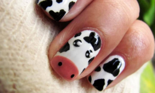 Για ποιο λόγο γίνεται χαμός στα social media με τα cow nails;