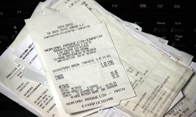 Φορολογικές δηλώσεις: Ποιοι μπορούν να καταθέσουν χάρτινες αποδείξεις