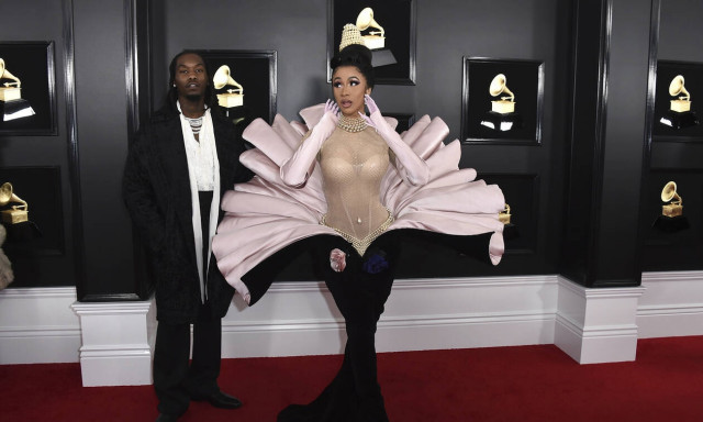 Στο κόκκινο χαλί των βραβείων Grammy πόνεσαν τα ματάκια μας - Αυτές ήταν οι πιο κακοντυμένες (pics)