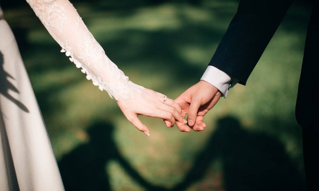 Χαμός σε γάμο: Από το γλέντι... στο κρατητήριο ο γαμπρός! (vid)