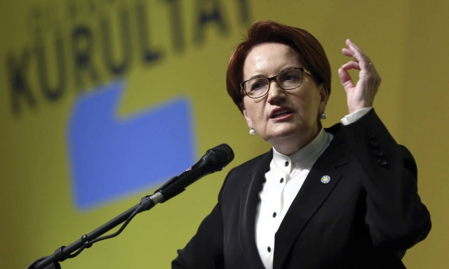 Προκαλεί η «λύκαινα» Ακσενέρ: «Ανεπίτρεπτο που δεν πήγε ο Τσίπρας στο μαυσωλείο του Κεμάλ»