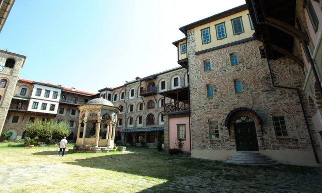 Σε στάση αναμονής το Άγιο Όρος για το αυτοκέφαλο της Ουκρανίας