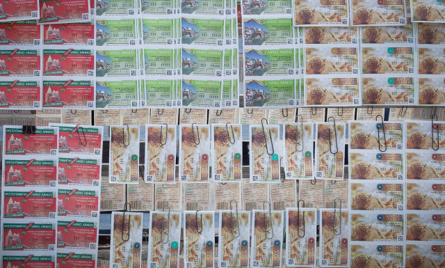 Πρωτοχρονιάτικο Λαχείο: Αυτός είναι ο μεγάλος υπερτυχερός - Βρέθηκε 1,5 μήνα μετά!