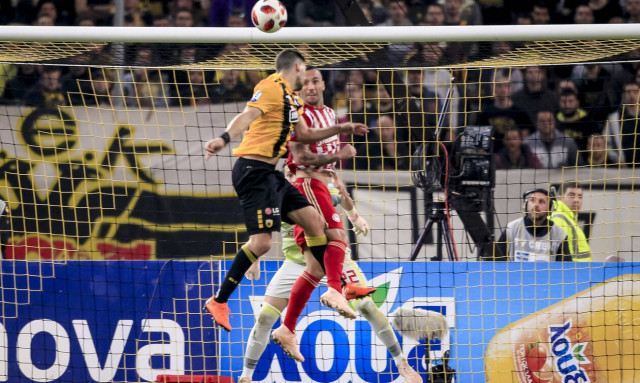 Ολυμπιακός - ΑΕΚ LIVE: Λεπτό προς λεπτό το μεγάλο ντέρμπι