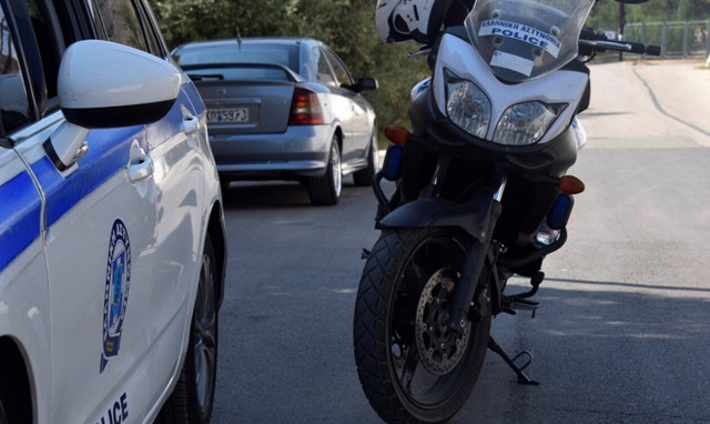 Φρίκη στην Αθηνών – Λαμίας: Άνδρας βρέθηκε καμένος και ακρωτηριασμένος 