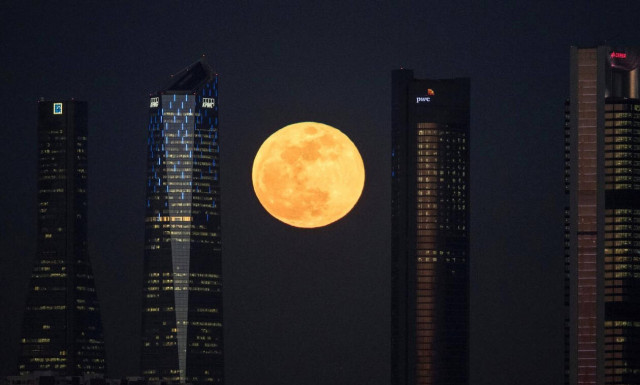 Γιατί η πανσέληνος της Τρίτης ονομάζεται «χιονισμένη»;