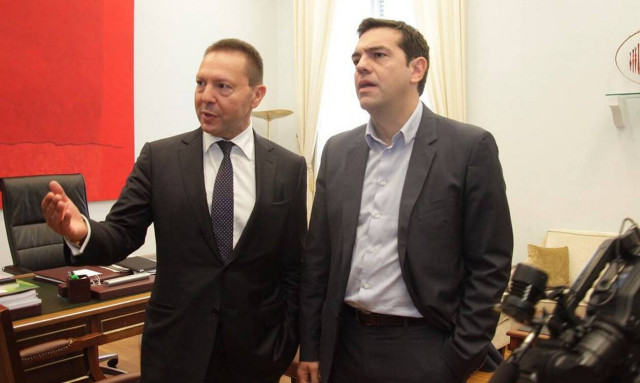 Στουρνάρας σε Τσίπρα: «Προστάτεψέ με από τον Πολάκη»