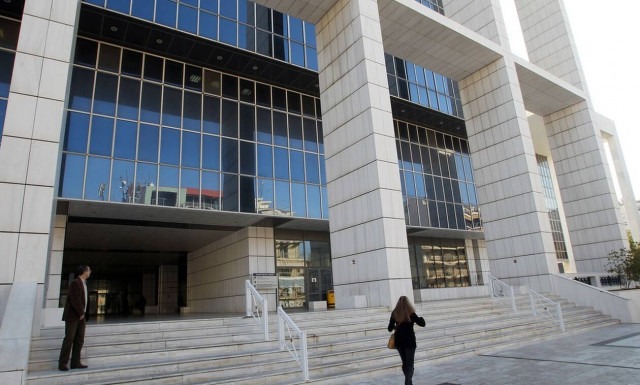 Εισβολή αναρχικής ομάδας στο Εφετείο 