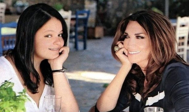 Οι 6 διάσημες Ελληνίδες που προχώρησαν στην ύψιστη πράξη της υιοθεσίας