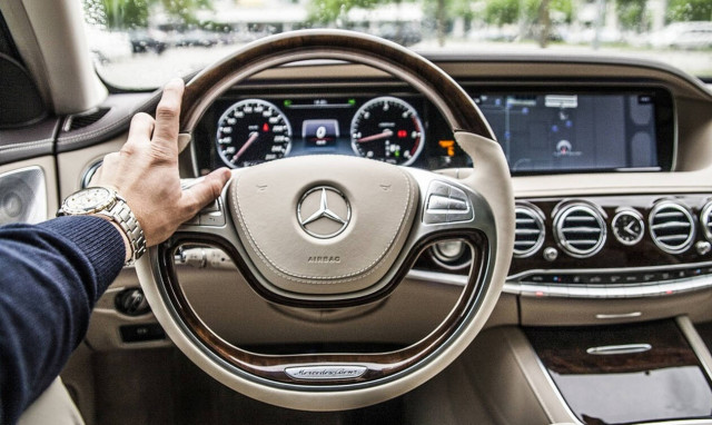 Δίπλωμα οδήγησης: Για ποιες κατηγορίες πολιτών καταργείται το παράβολο ανανέωσης