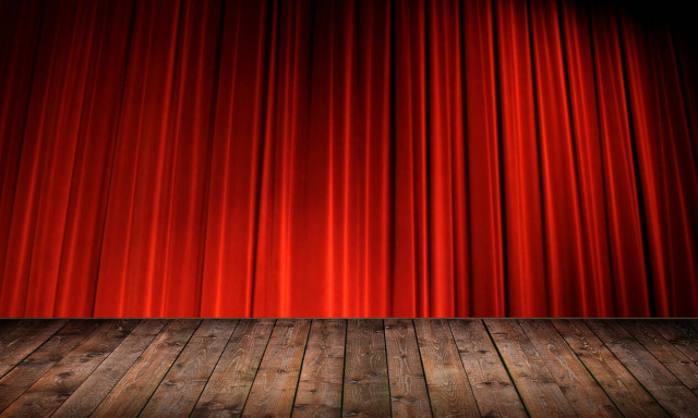 Αποκάλυψη - «βόμβα» πασίγνωστης Ελληνίδας ηθοποιού: Έκανα μήνυση στους γονείς μου (pics)