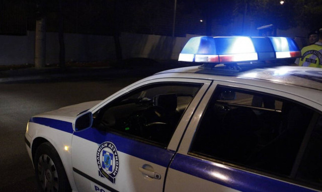 Άγριο έγκλημα στο Μενίδι: Έπνιξε τη μητέρα του με μαξιλάρι