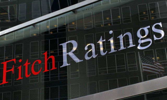 Πρόβλεψη «βόμβα» από Fitch για τα capital controls στην Ελλάδα