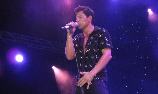 Σάκης Ρουβάς προκαλεί Μιχάλη Ζαμπίδη: Αντέχεις;