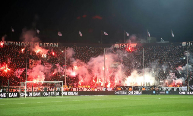 ΠΑΟΚ – Άρης: Η «καυτή» Τούμπα και η «τρέλα» του Σαββίδη