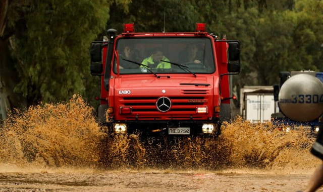 Απίστευτος Κρητικός έγινε viral για τον πιο... ελληνικό λόγο - Δείτε τι έκανε (pics)