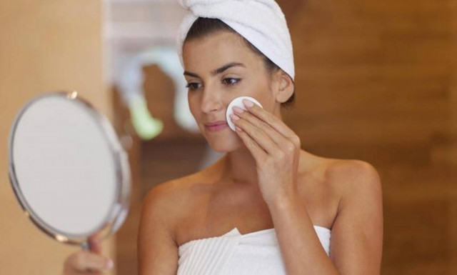 Αυτά είναι τα μεγάλα λάθη που κάνεις στο πλύσιμο του προσώπου σου