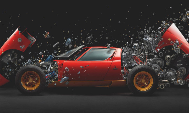 Δείτε μια σπανιότατη Lamborghini Miura SV να διαλύεται σε χιλιάδες κομμάτια