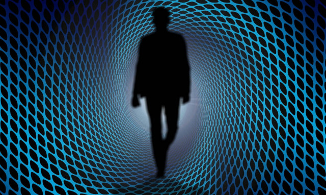 Ανατριχίλα: Άκουγαν ραδιόφωνο και «πάγωσαν» με αυτό που συνέβη (vid)