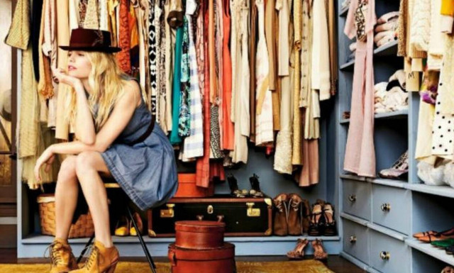 Ιδέες για να οργανώσεις εύκολα τη ντουλάπα σου