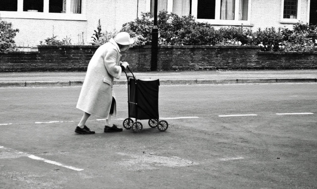 ΕΦΚΑ: Σύνταξη λόγω αναπηρίας - Προϋποθέσεις και ποσό σύνταξης