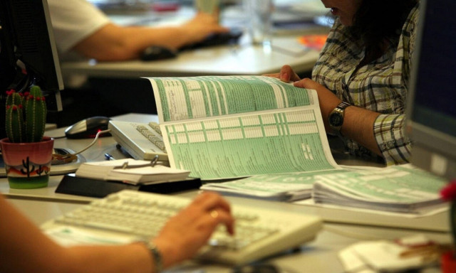 Γύρισαν την πλάτη στις ξεχωριστές δηλώσεις - Μόλις 22.500 οι αιτήσεις για «φορολογικά διαζύγια»  