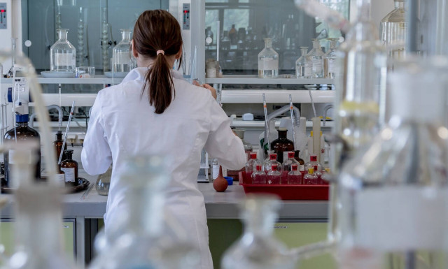 Αύξηση - ρεκόρ στις εξαγωγές φαρμάκων με σημαντική συνεισφορά του κλάδου στο ΑΕΠ 