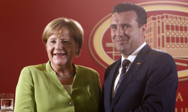 Τι δώρο έκανε η Μέρκελ στον Ζάεφ