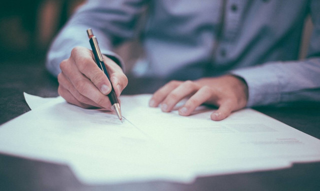 Συνταξιούχοι: Αυτές είναι οι 4 αιτήσεις για αναδρομικά και προσωπική διαφορά 