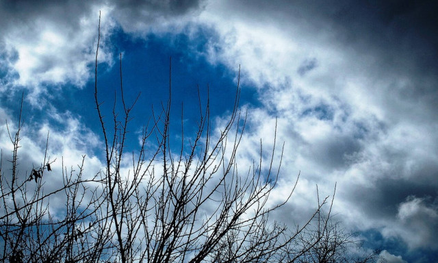 Καιρός: Χαρείτε τη λιακάδα - Μετά την Καθαρά Δευτέρα έρχονται βροχές και καταιγίδες (χάρτες)