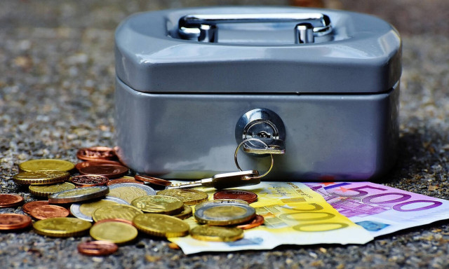 Συντάξεις Απριλίου 2019 - Πληρωμές: Πότε θα μπουν τα χρήματα στην τράπεζα