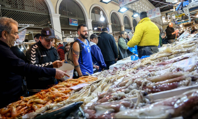 Καθαρά Δευτέρα: Πώς θα λειτουργήσει η Βαρβάκειος και η αγορά του Ρέντη