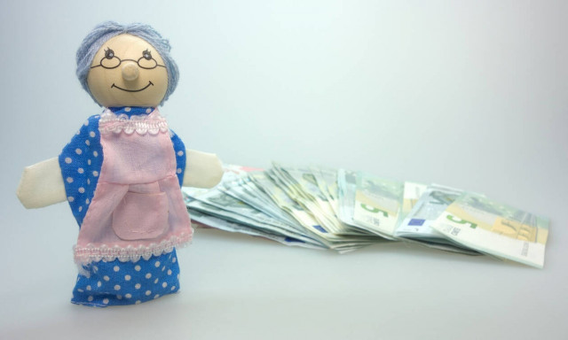 Συντάξεις Απριλίου 2019: Δείτε αναλυτικά τις ημερομηνίες πληρωμής για όλα τα Ταμεία