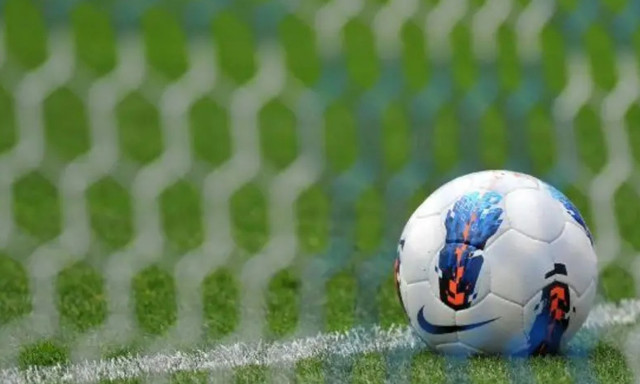 Σκάνδαλο: Ομάδα απέλυσε τον προπονητή της επειδή είχε ερωτικές σχέσεις με γυναίκες παικτών του!