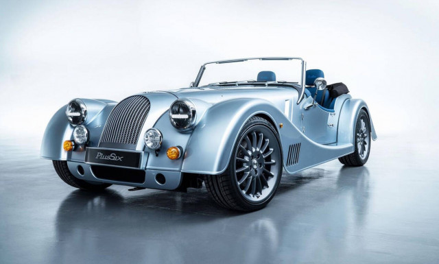 Ξύλο, αλουμίνιο και δέρμα για το καινούργιο Morgan Plus Six