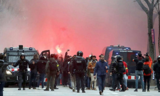 Champions League: Επεισόδια στη Βαρκελώνη με πέντε τραυματίες 