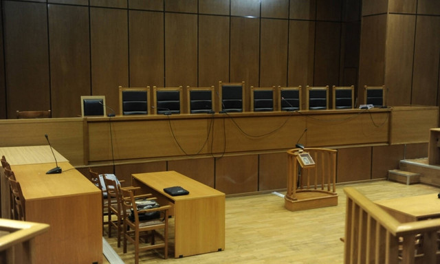 Κρήτη: Αναβολή στη δίκη του 49χρονου που φέρεται να βίασε την 14χρονη κόρη του