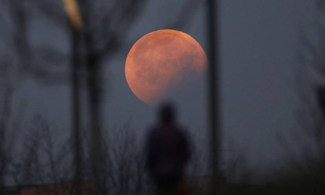 Έρχεται η «σούπερ πανσέληνος των σκουληκιών»!