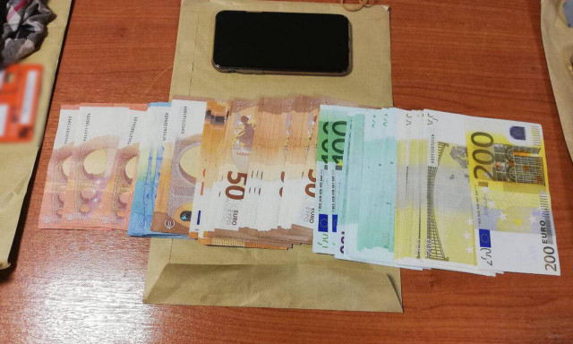 Εξαρθρώθηκε σπείρα διαρρηκτών: Έκαναν επεμβάσεις στα δάχτυλα για να αλλάζουν αποτυπώματα